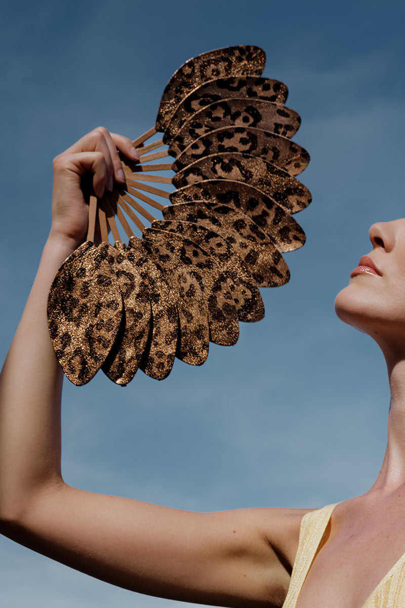 Éventail de luxe en cuir imprimé léopard