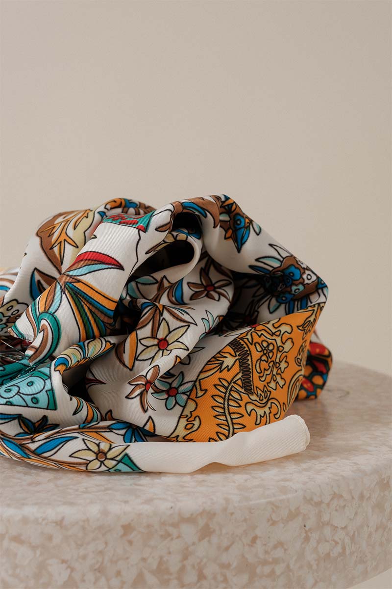 Éventail de poche pliable en soie et cuir – imprimé Kyoto