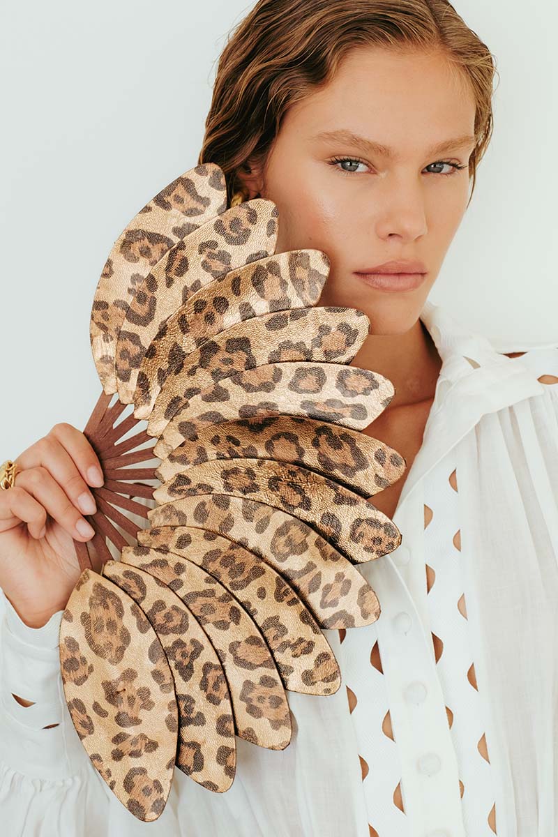 Éventail de luxe en cuir imprimé léopard