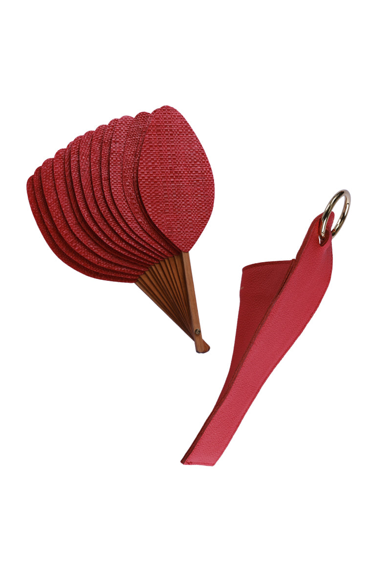 Éventail de luxe en raphia rouge