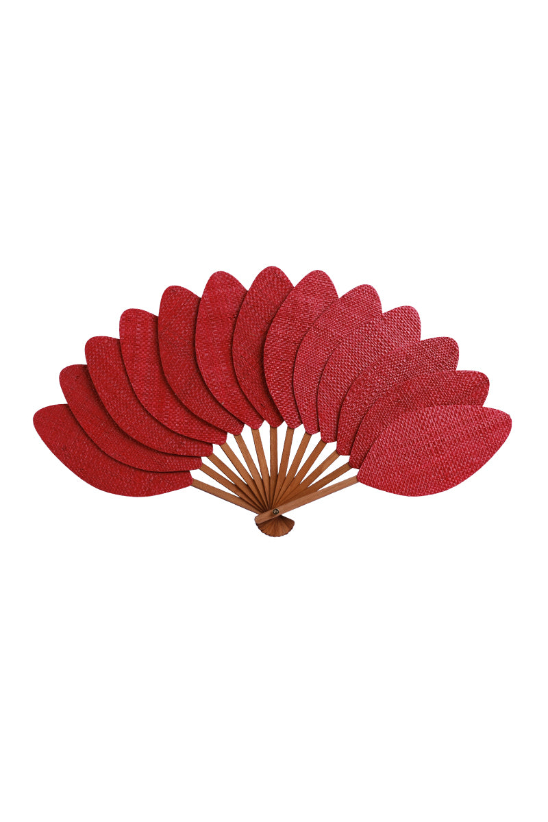 Éventail de luxe en raphia rouge