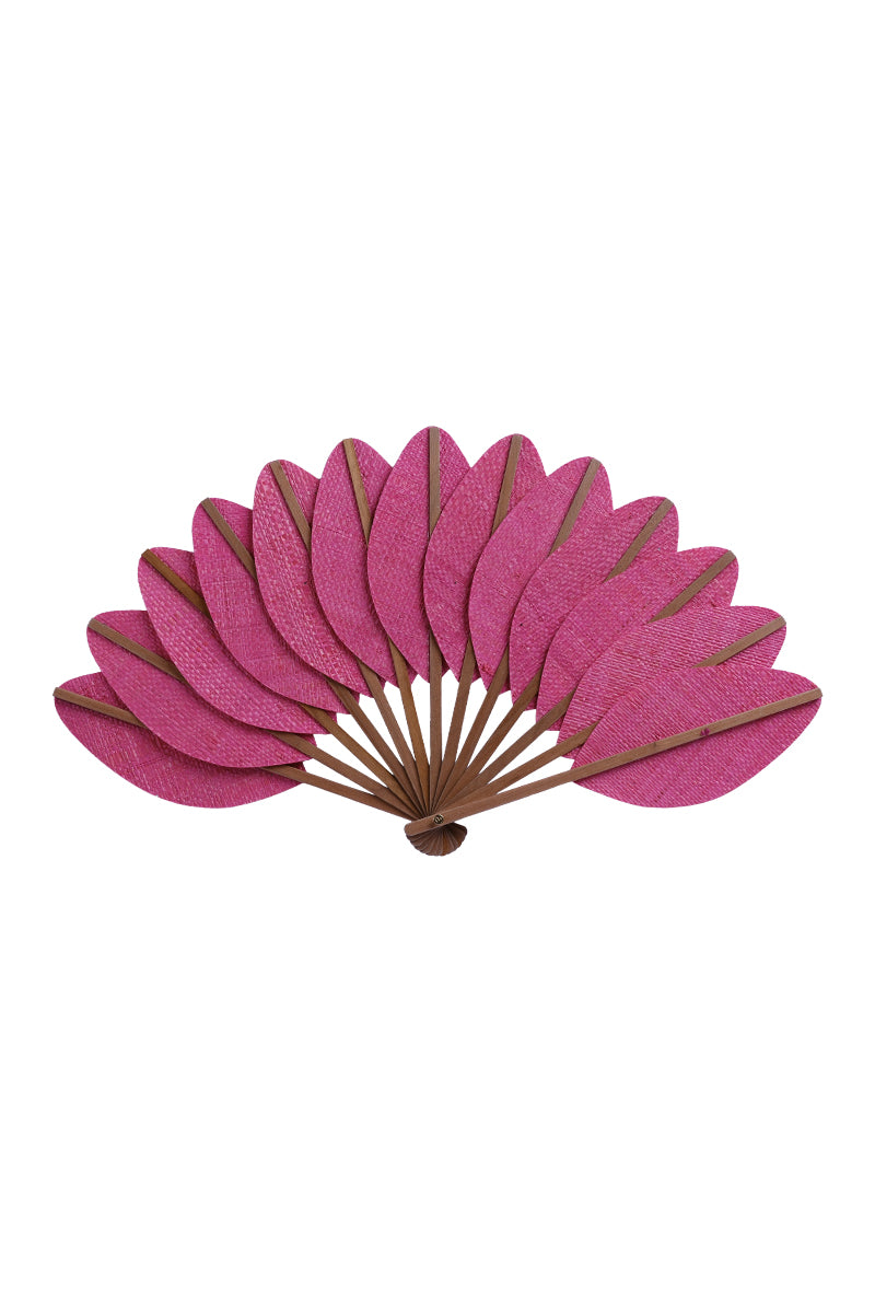 Éventail de luxe en raphia fuchsia vibrant