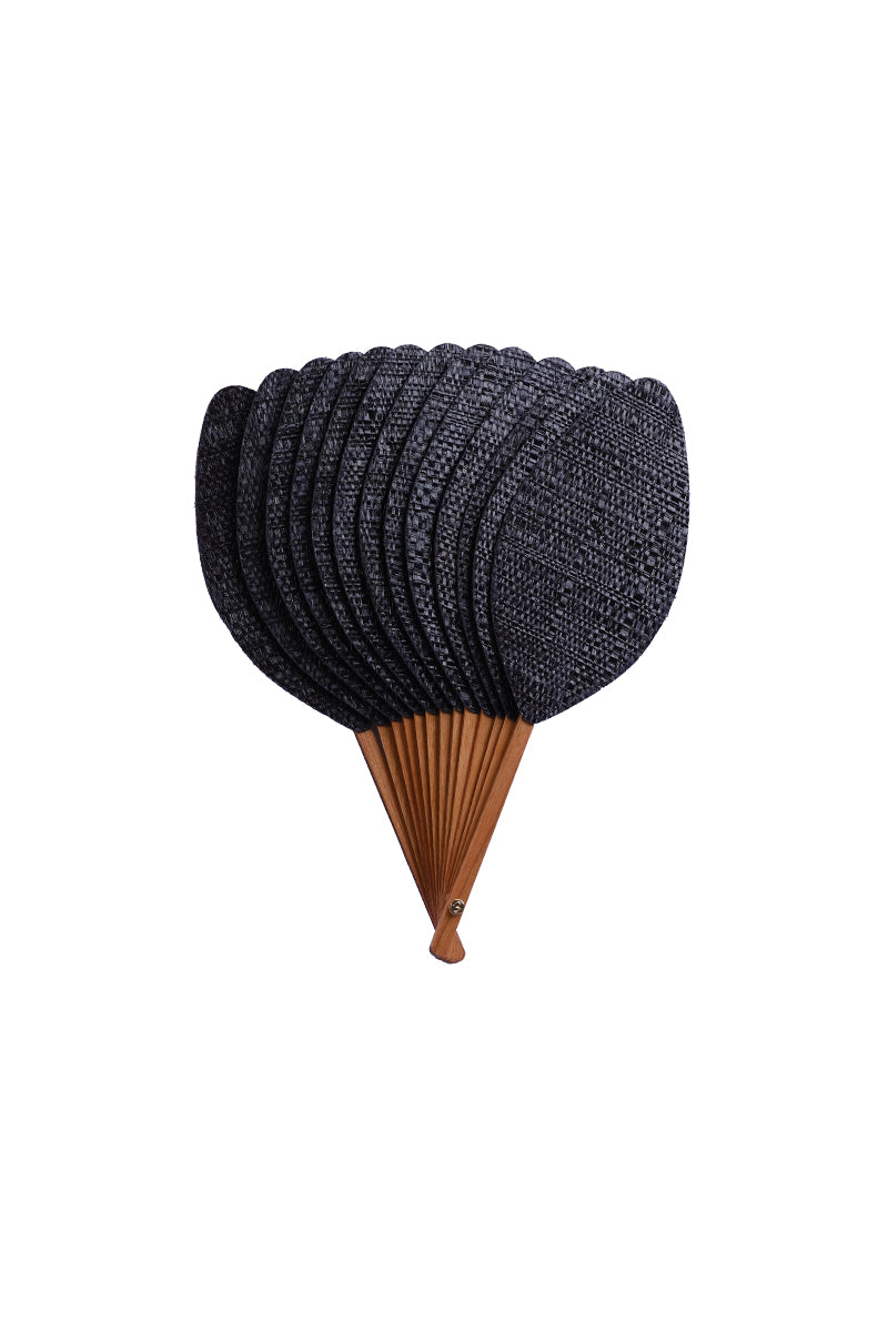 Éventail de luxe en raphia noir naturel